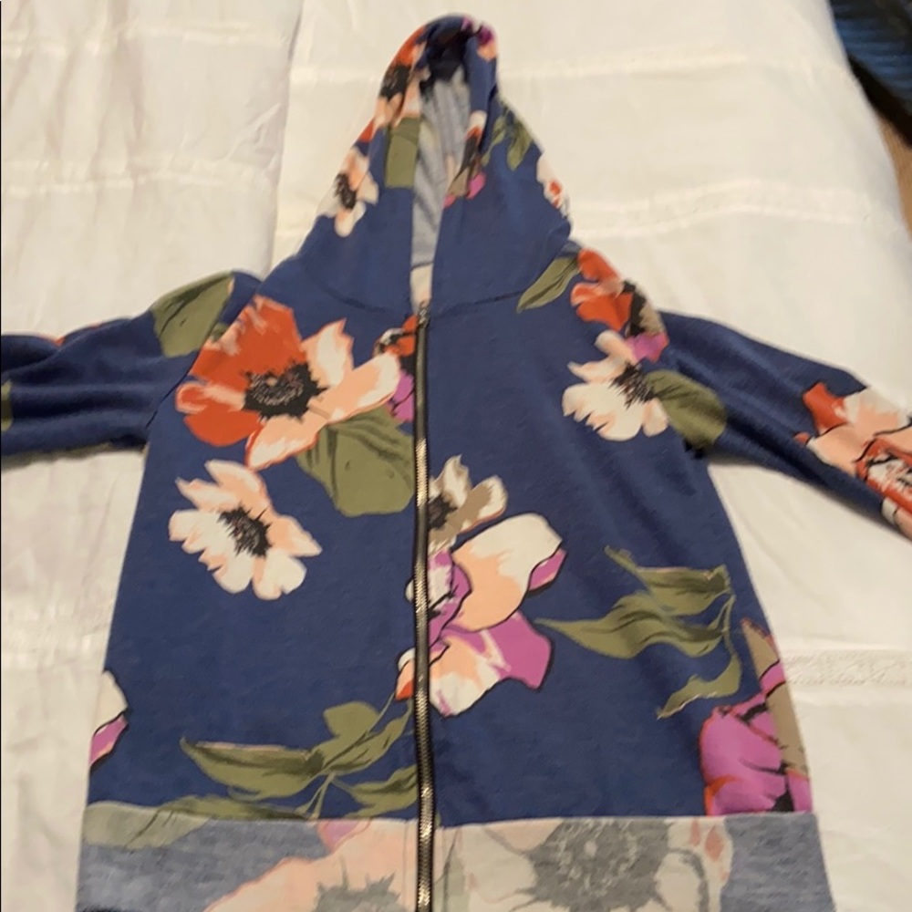 Hoodie sweatshirt